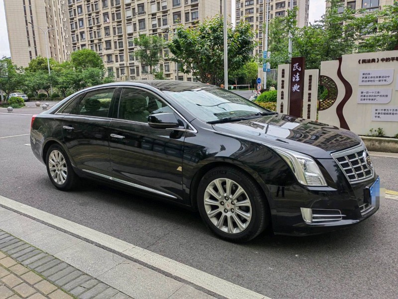 苏州14年凯迪拉克XTS2