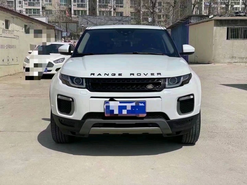 东营17年路虎极光1