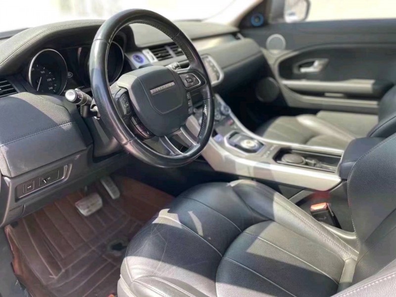 东营17年路虎极光9