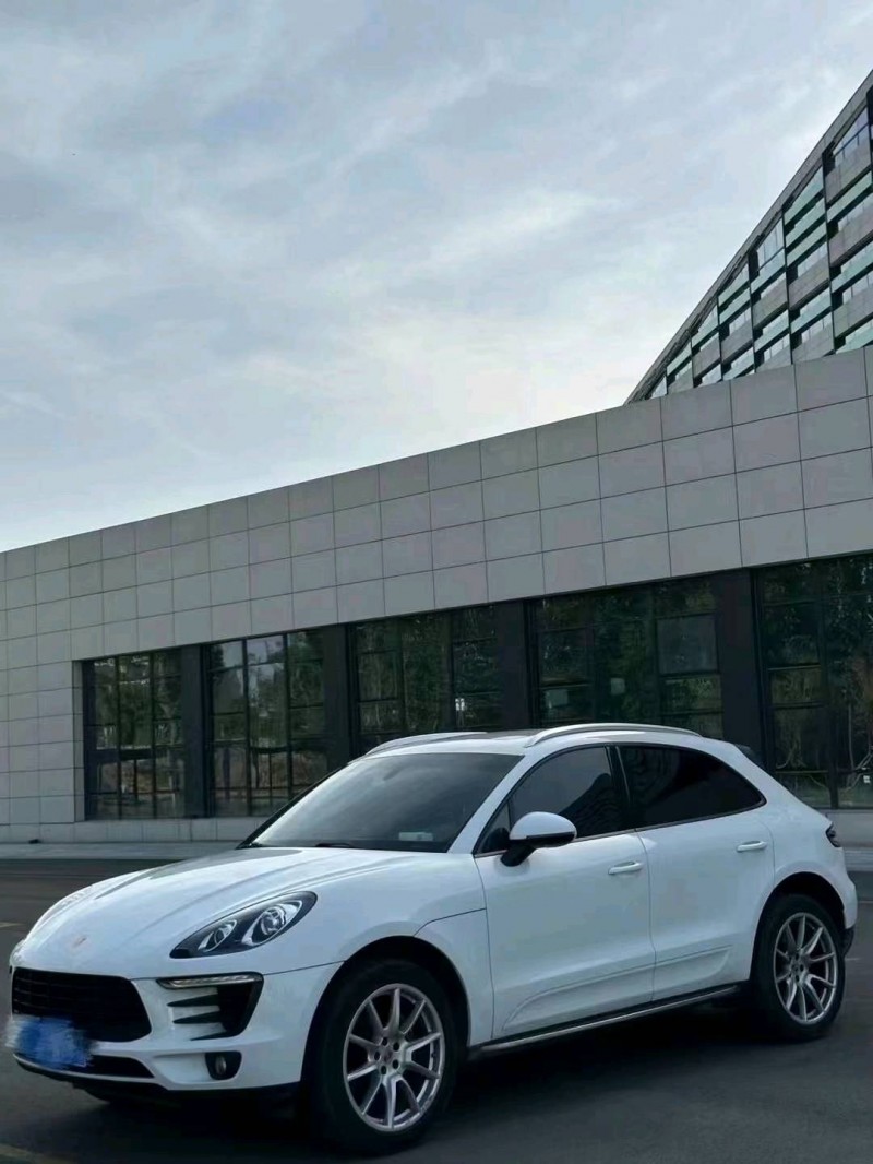 枣庄16年保时捷Macan3