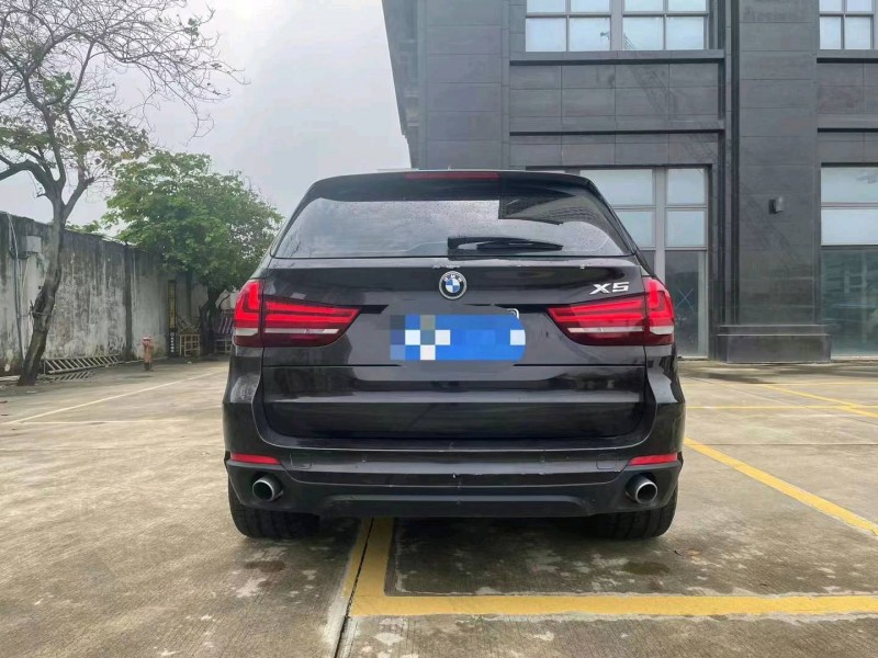 广州15年宝马X59