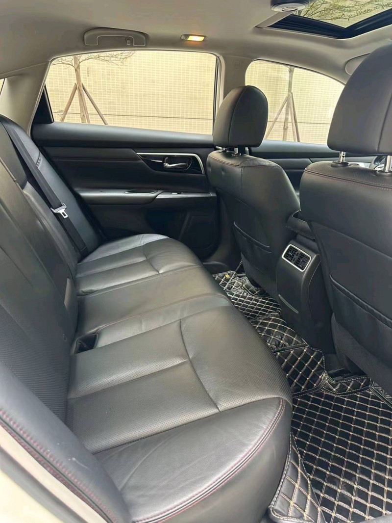 佛山17年日产天籁9