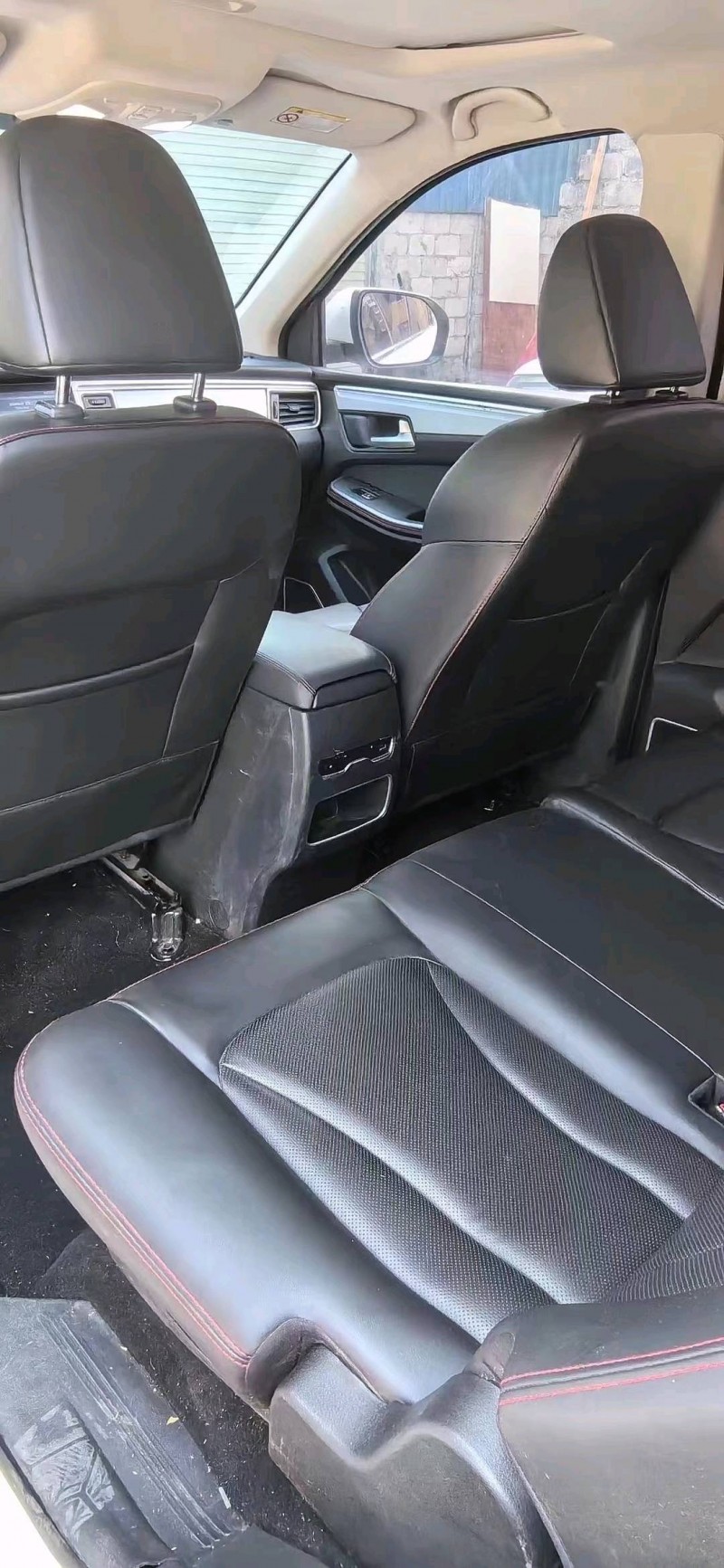 南宁19年SWM斯威汽车G055