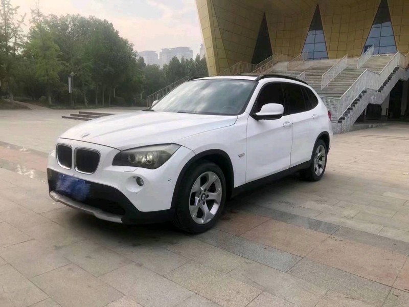 东营11年宝马X12