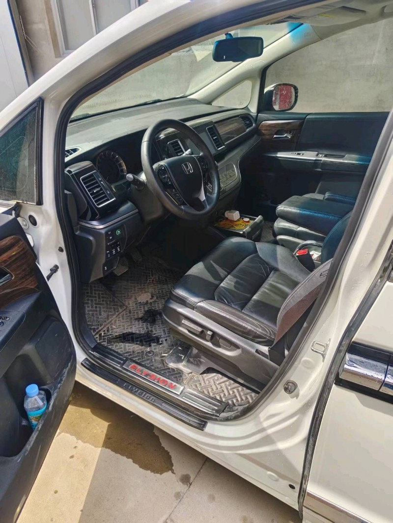 保定18年本田艾力绅4