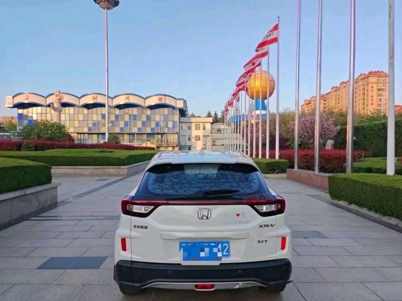 东营16年本田XRV8