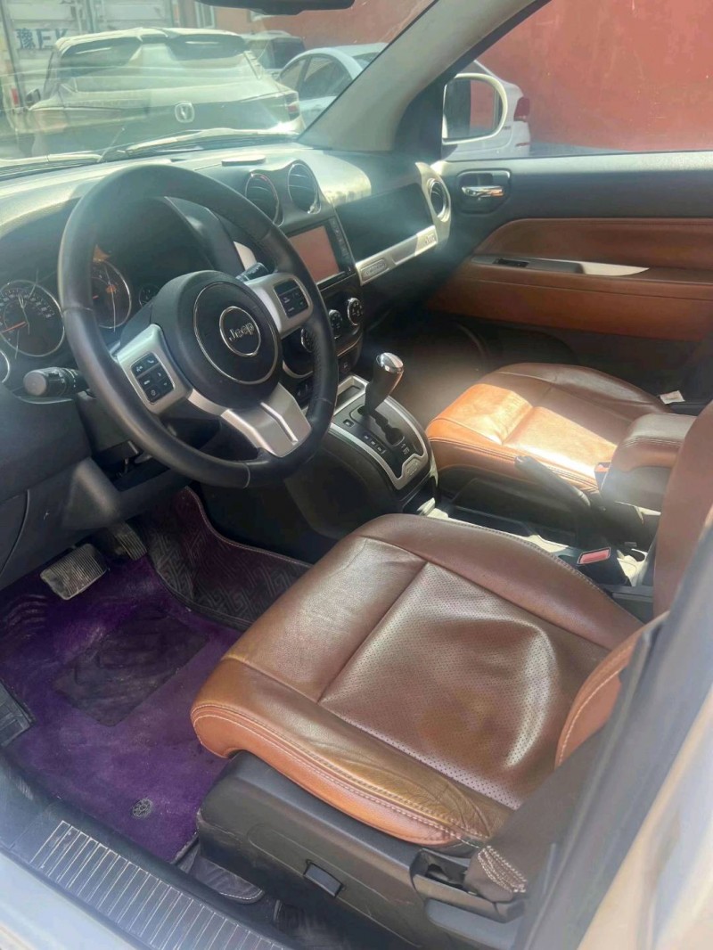許昌15年Jeep指南者7