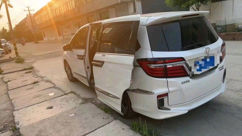 枣庄20年本田艾力绅9