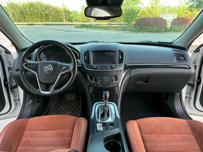 徐州17年别克君威6