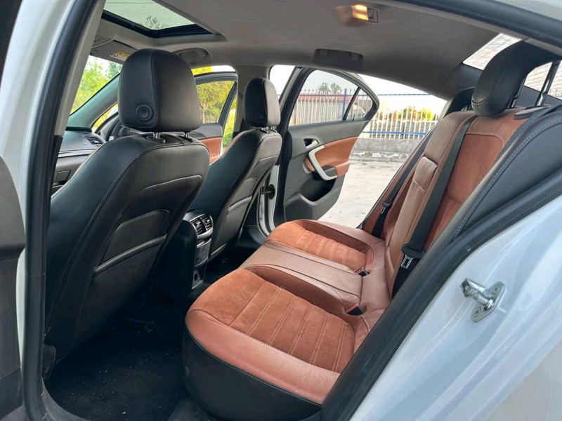 徐州17年别克君威7