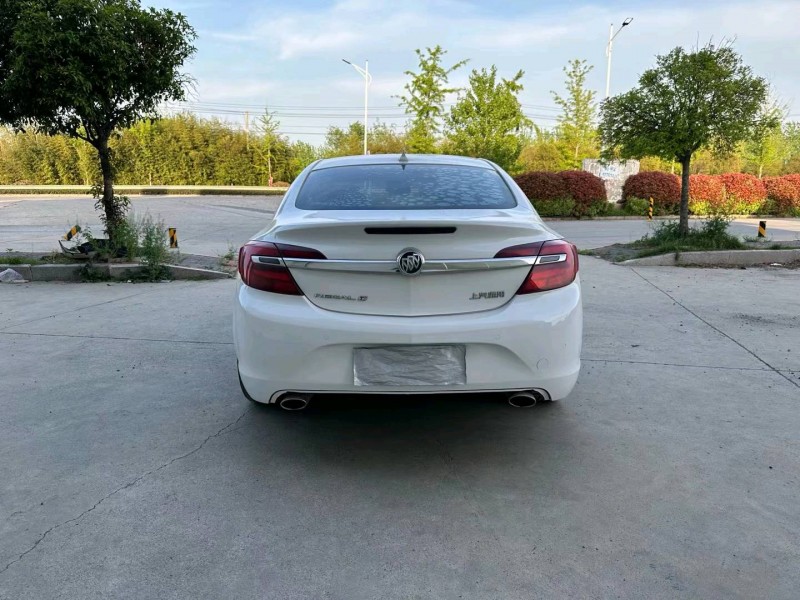 徐州17年别克君威9