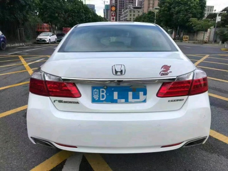 汕头14年本田雅阁5