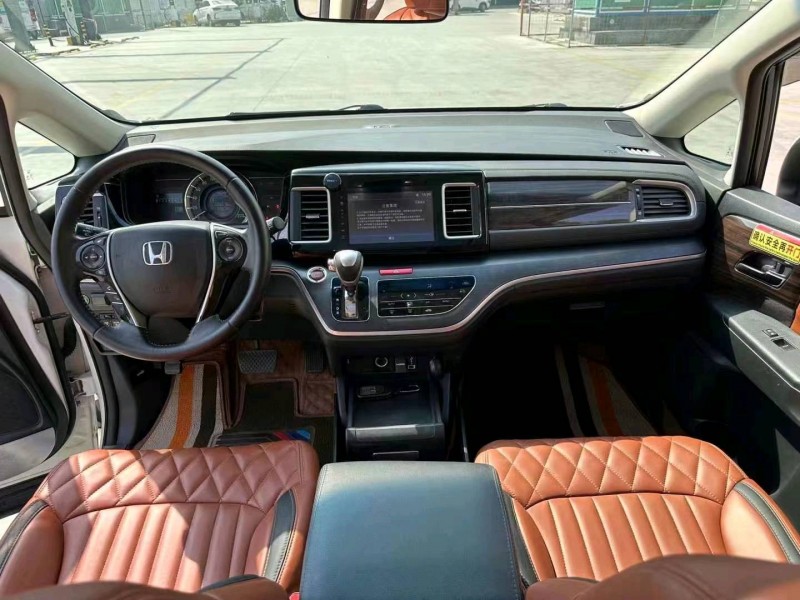 汕头17年本田艾力绅5