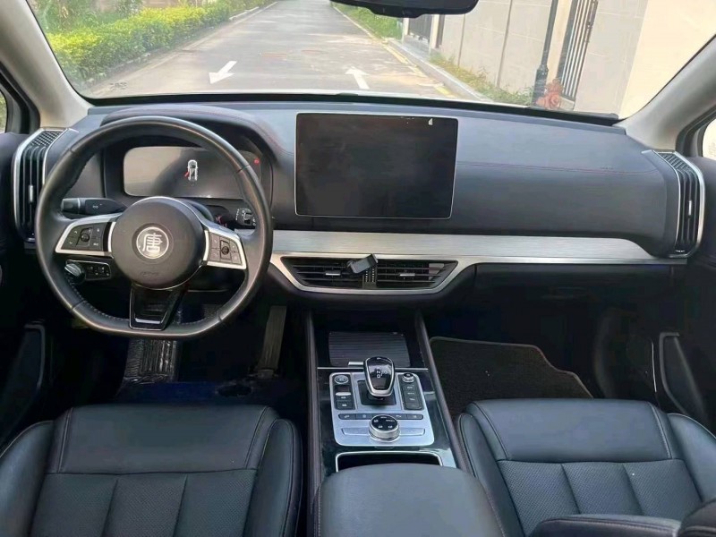 汕头19年比亚迪唐7