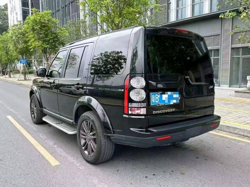 汕头17年路虎发现6