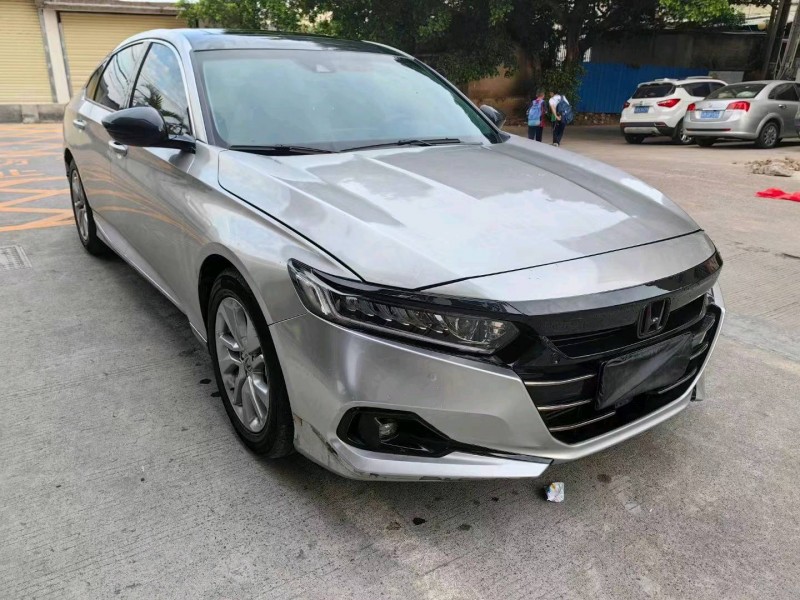 汕头22年本田雅阁2