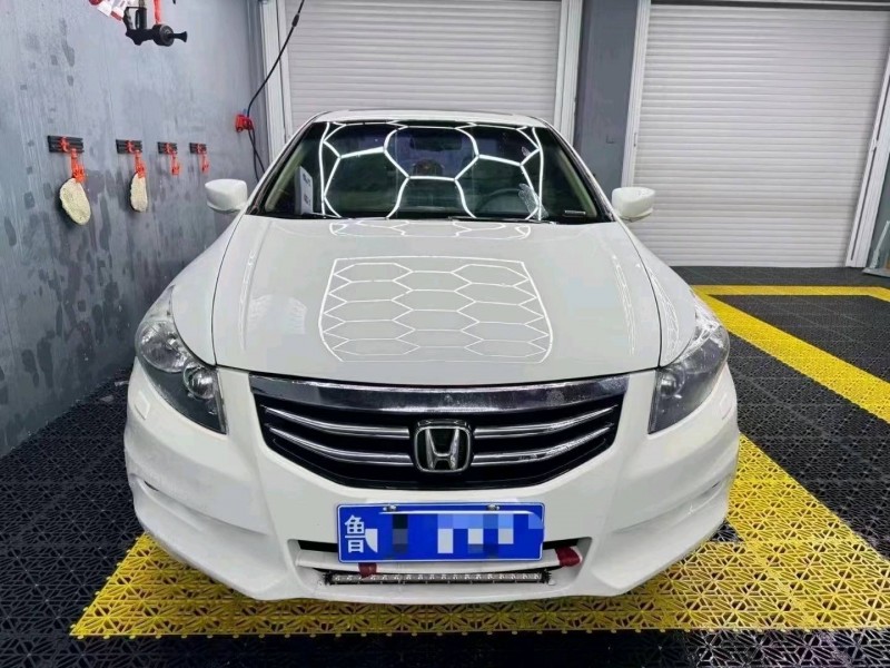 济宁12年本田雅阁1