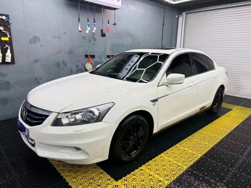 济宁12年本田雅阁2