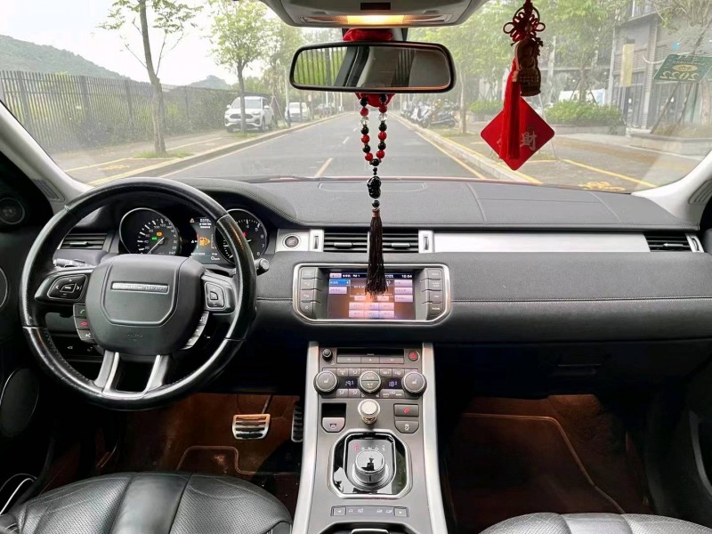 汕头13年路虎极光6