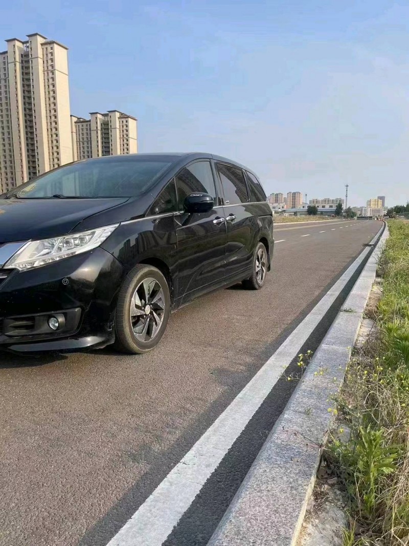 济宁16年本田奥德赛3