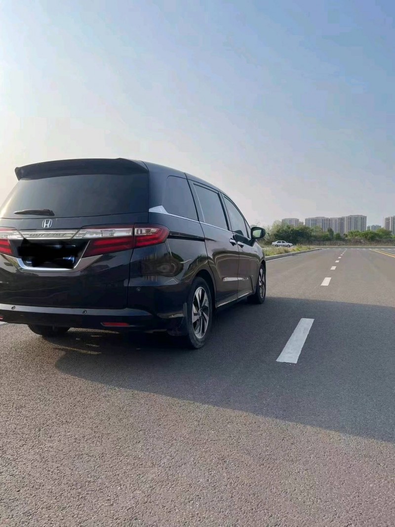 济宁16年本田奥德赛7