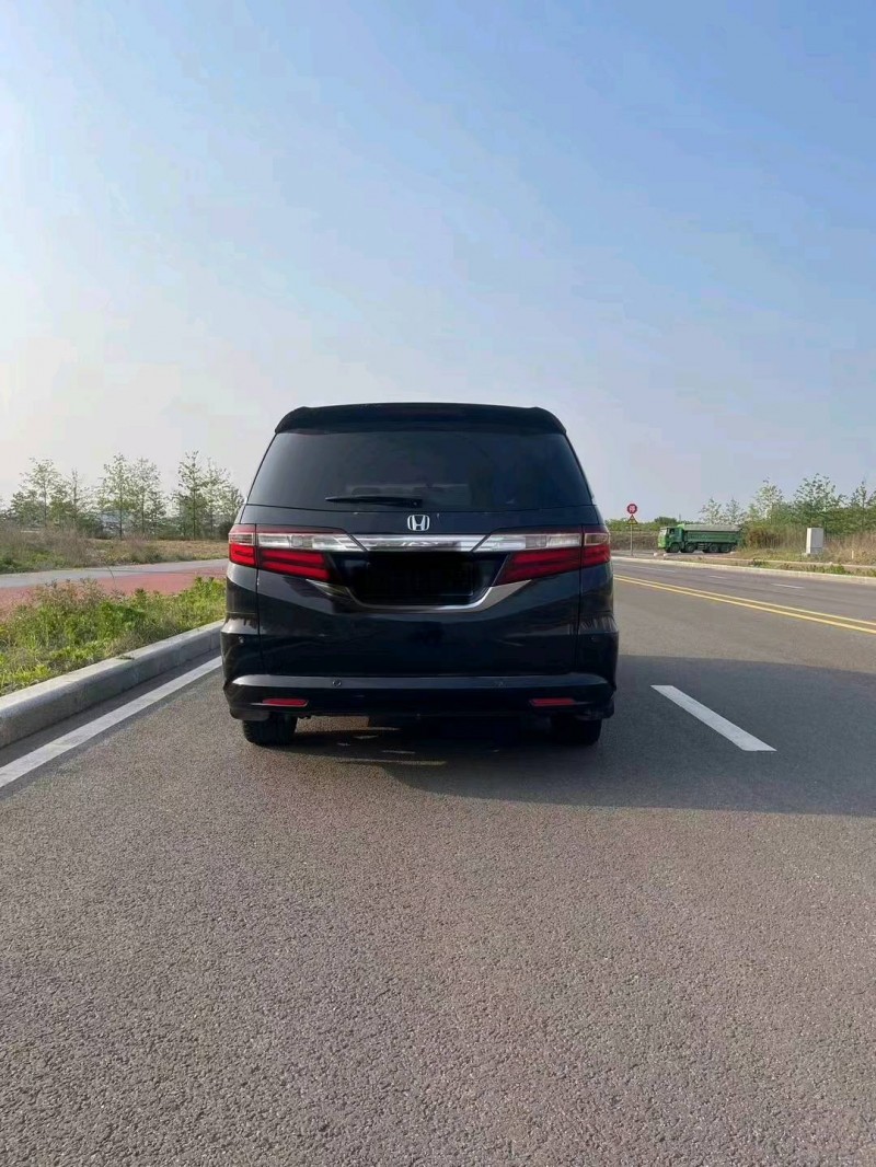 济宁16年本田奥德赛9