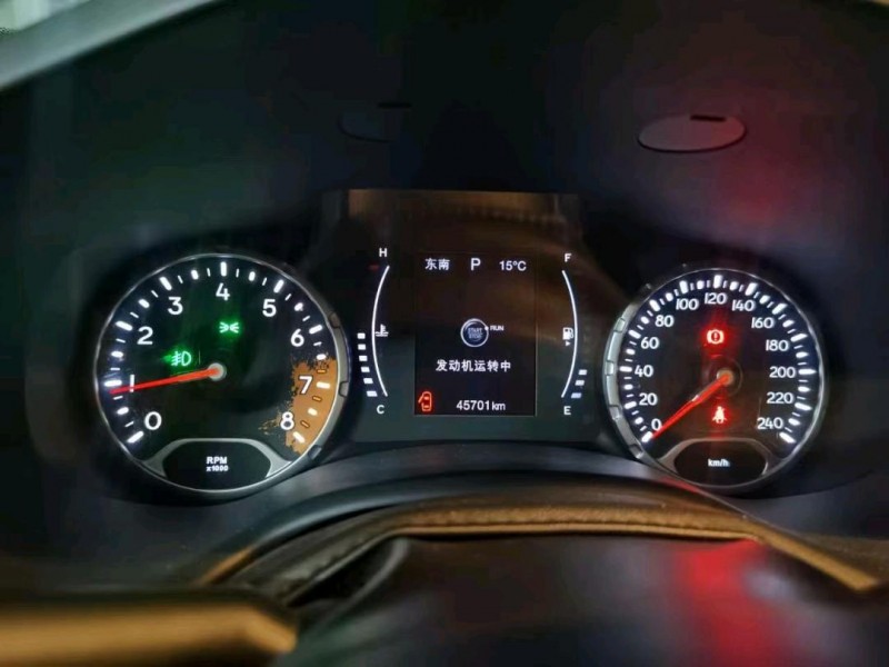 咸陽18年Jeep自由俠5