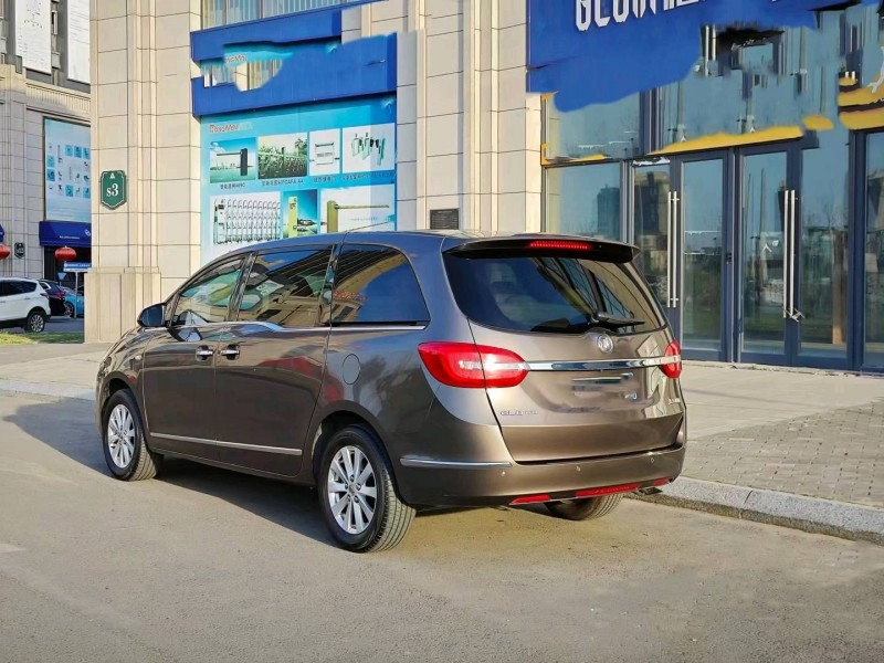 枣庄18年别克GL83