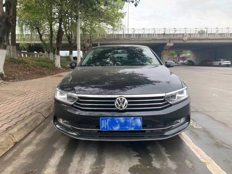 重庆18年大众迈腾1