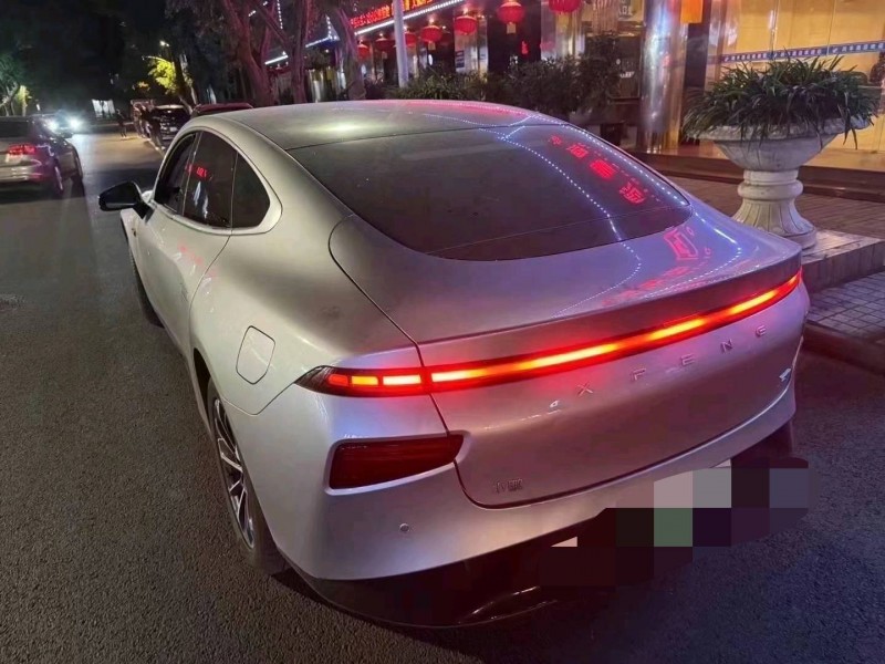 重慶23年小鵬汽車p73