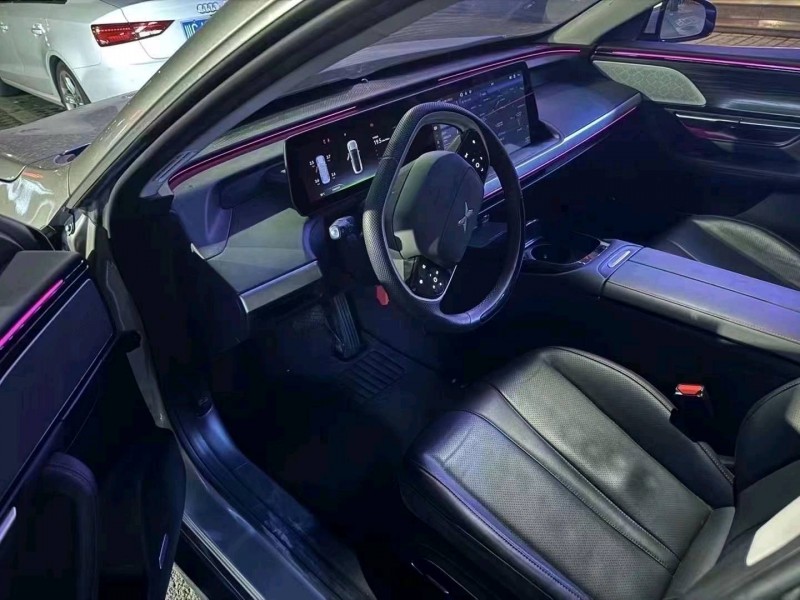 重慶23年小鵬汽車p76