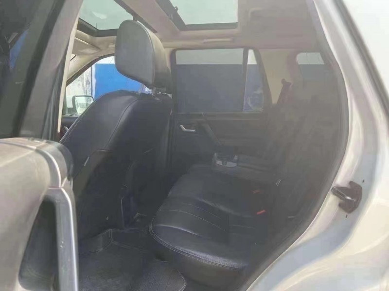 青岛14年路虎神行者7