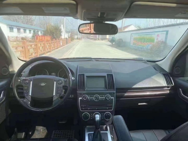 青岛14年路虎神行者8