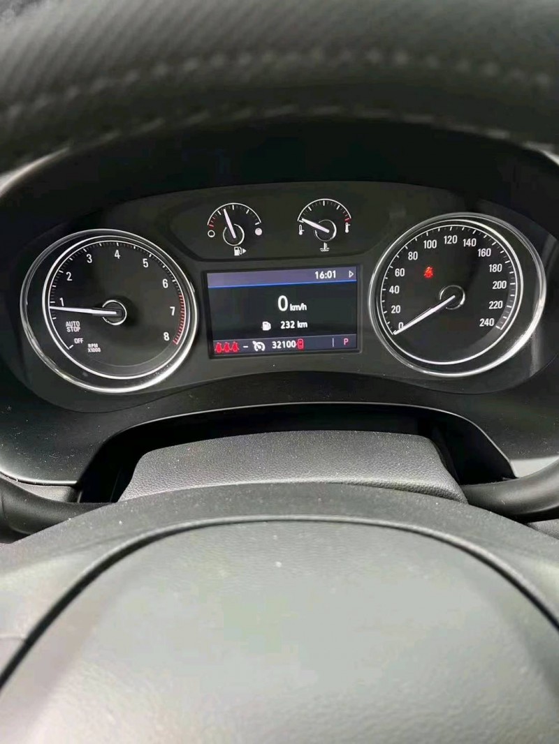 重庆21年别克君越4