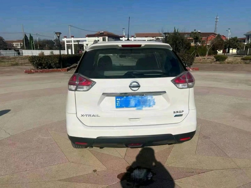常州15年日產奇駿2