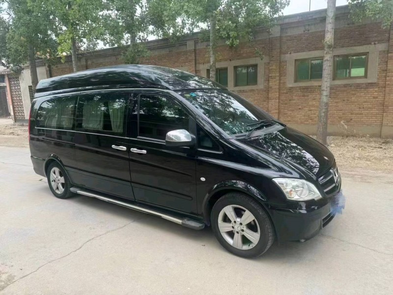 保定14年奔驰威霆2