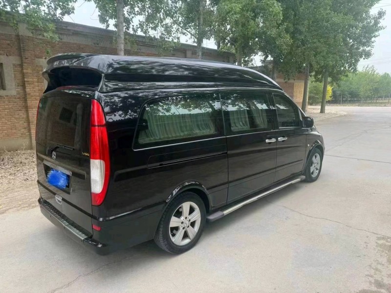 保定14年奔驰威霆4