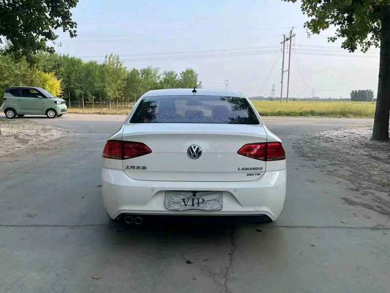 保定18年大众凌渡4