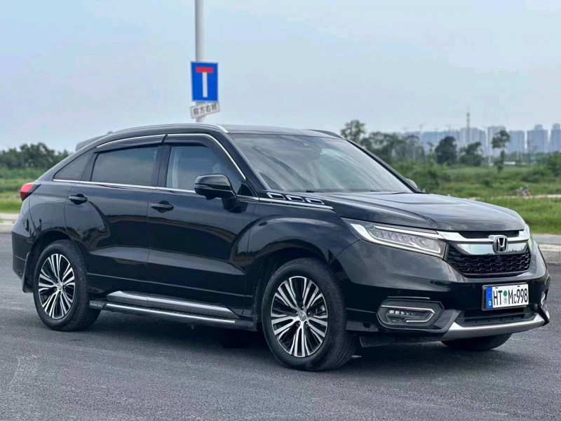 汕头17年本田冠道2