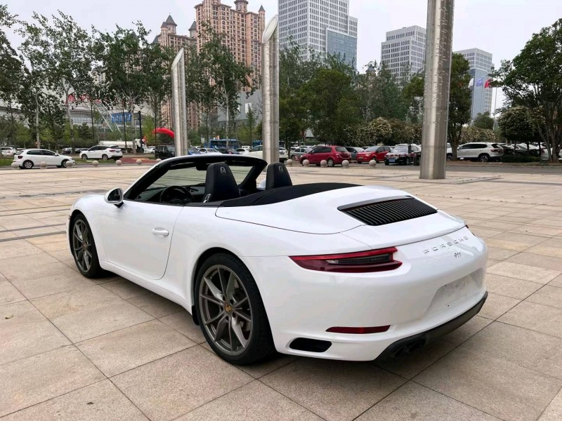 枣庄19年保时捷9119