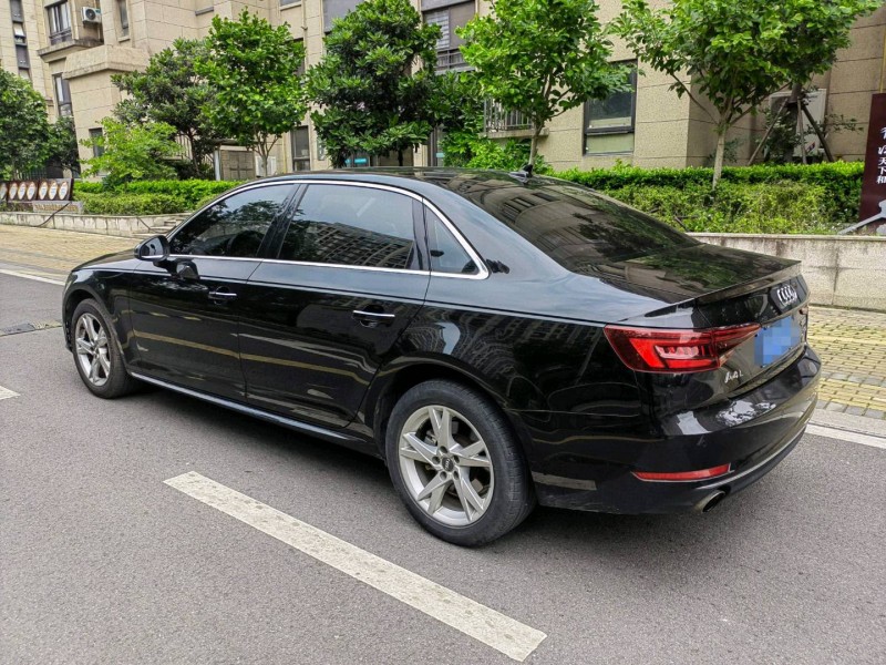 苏州18年奥迪A4L8