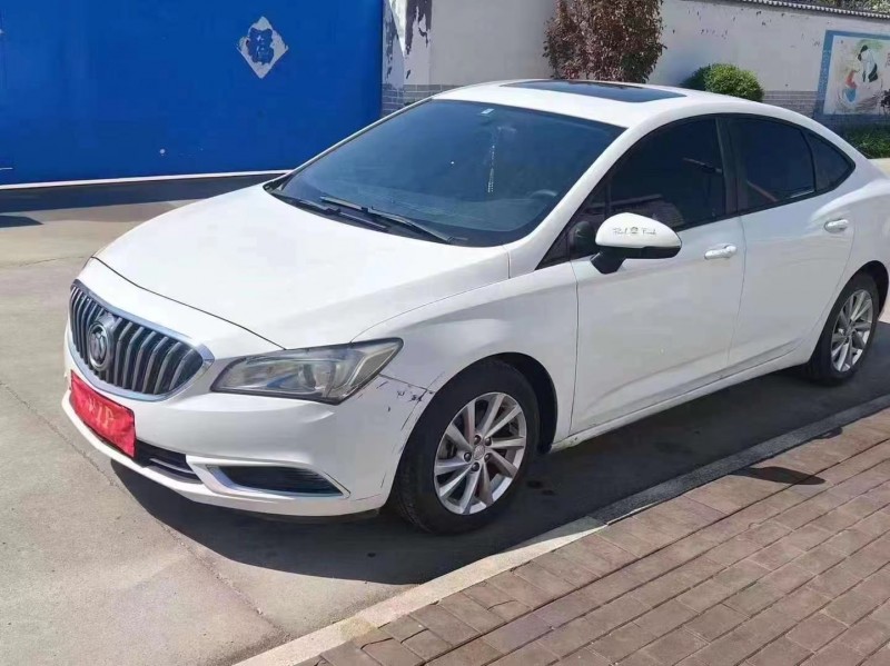 青岛17年别克威朗2