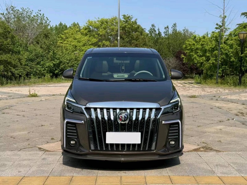 青岛21年别克GL81