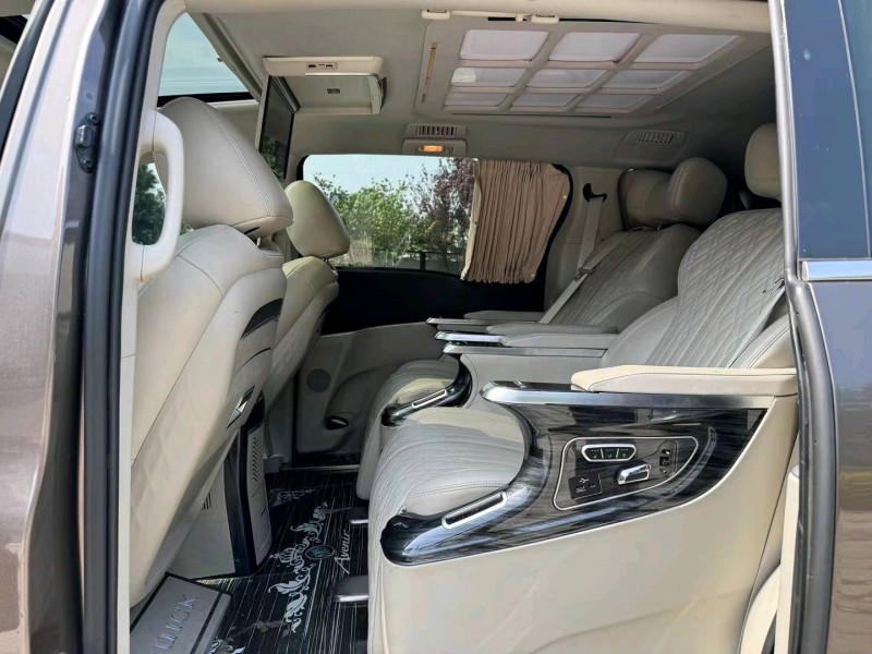 青岛21年别克GL85