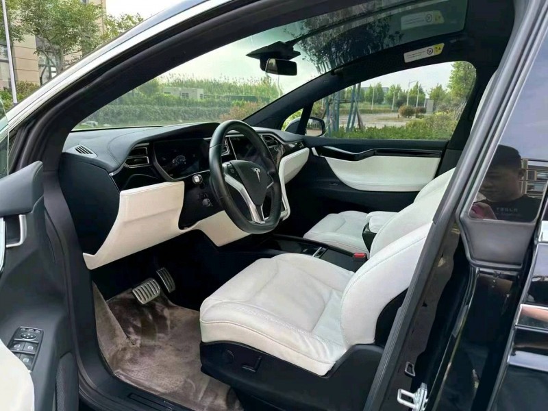 徐州17年特斯拉MODEL X6