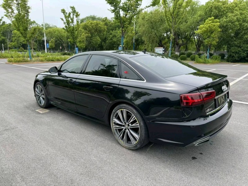 嘉興18年奧迪A6L4