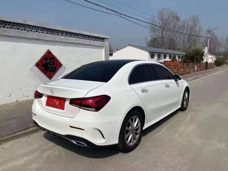 青岛21年奔驰A5