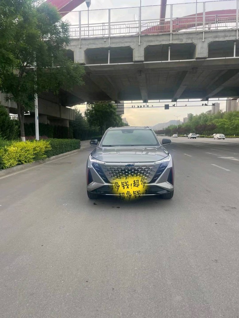 平涼23年長安汽車歐尚1