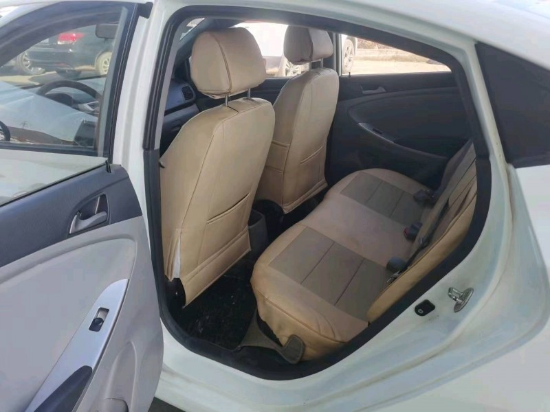 保定18年现代瑞纳7