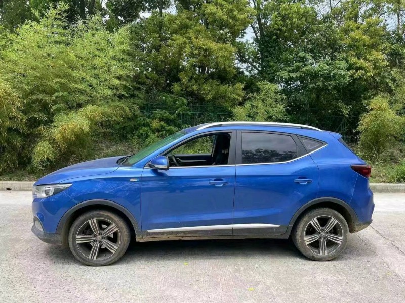 东营19年名爵ZS2